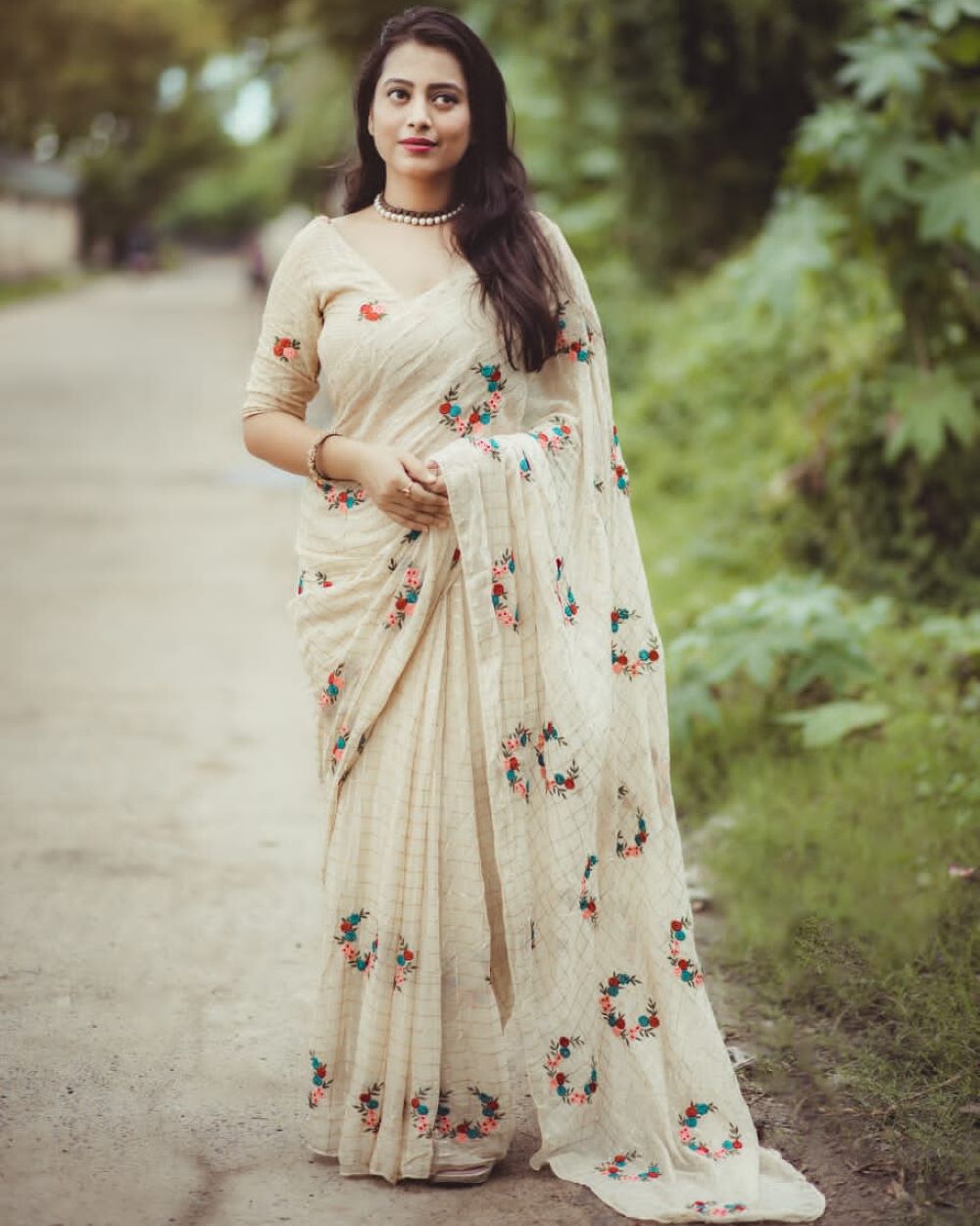 Georgette Zari Checks Saree